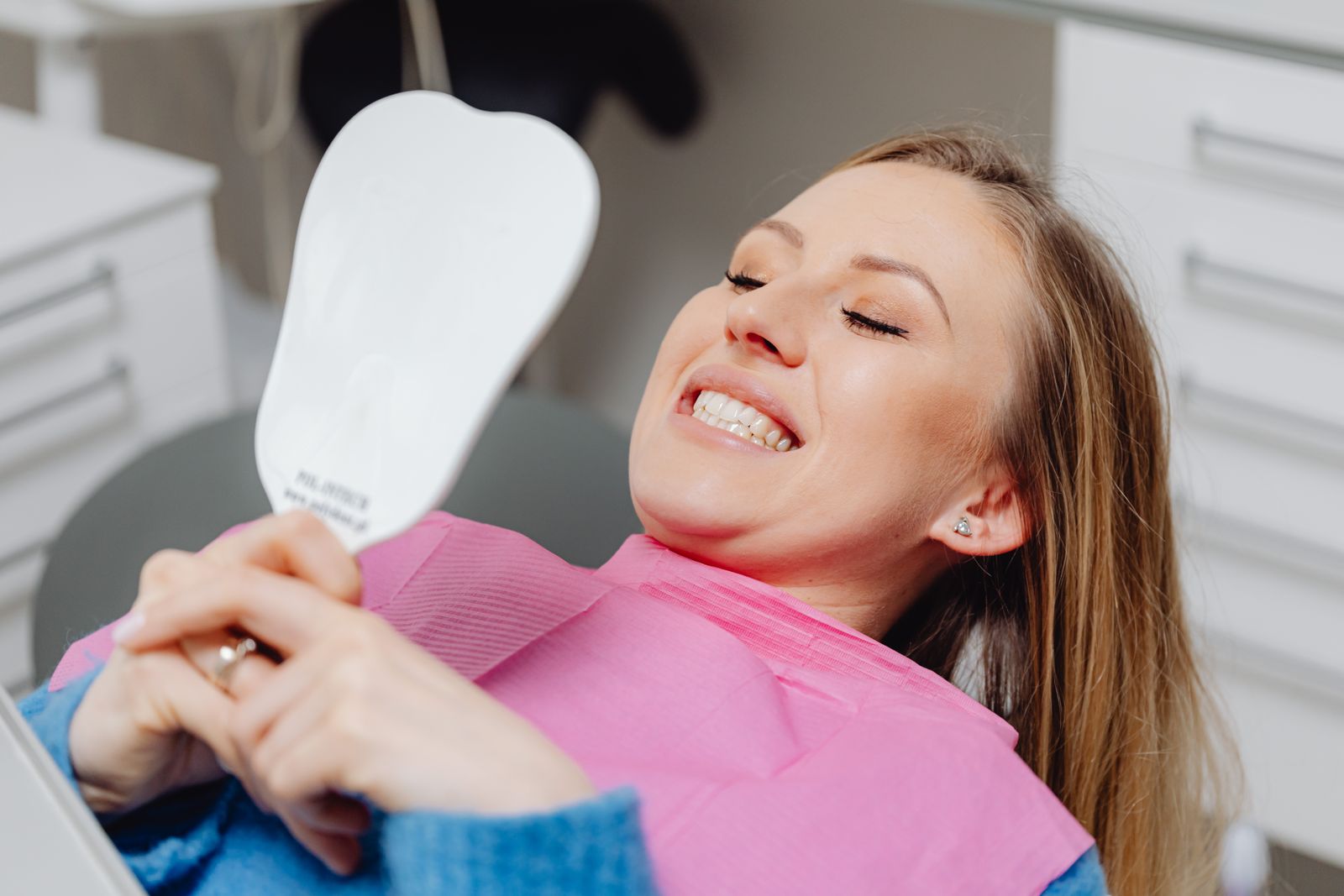 Summer Smile Makeover in Burnaby: Veneers, Bonding & Cosmetic Options From Your Highgate Dentist