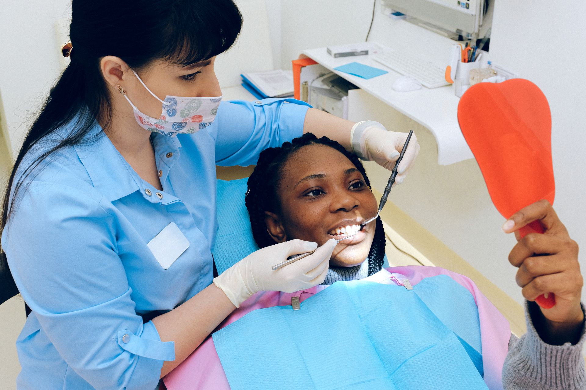 Cavities in Burnaby: Early Warning Signs, Tooth-Coloured Fillings & How to Stop Decay Before It Spreads